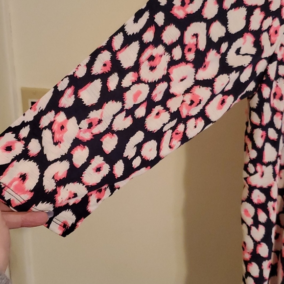 Top - Picture 3 of 5